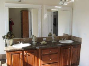 Master bath Cedar Canyon 2044